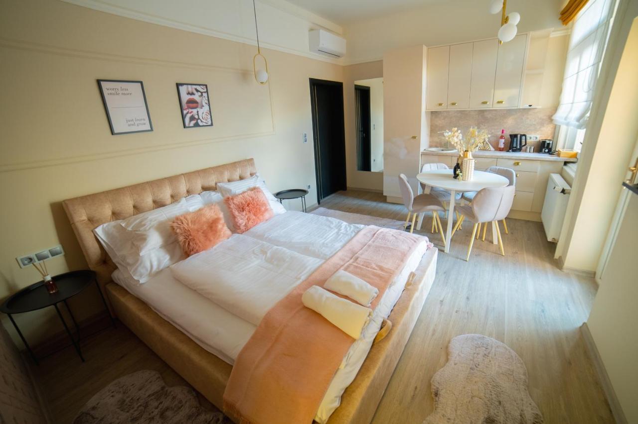 Dream Apartments Szeged Esterno foto